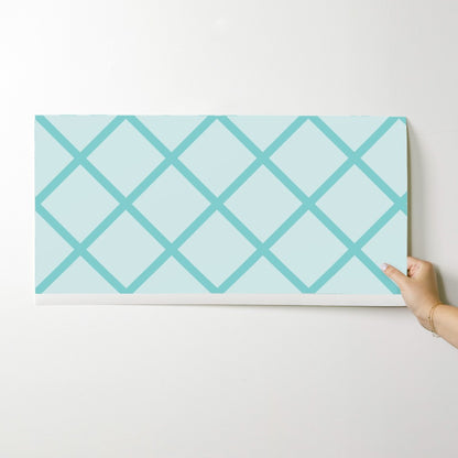 Diamonshaped trellis